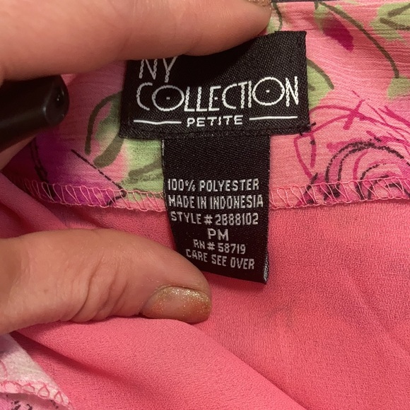 Pretty pink flower print skirt maybe worn once! - Picture 2 of 3